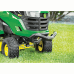 John Deere S130 Riding Lawn Mower - Image 8